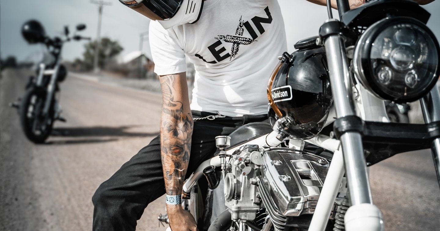 格安バイクインカムはツーリングで使える？LEXIN・FodsportsをSENA・Cardoと比較